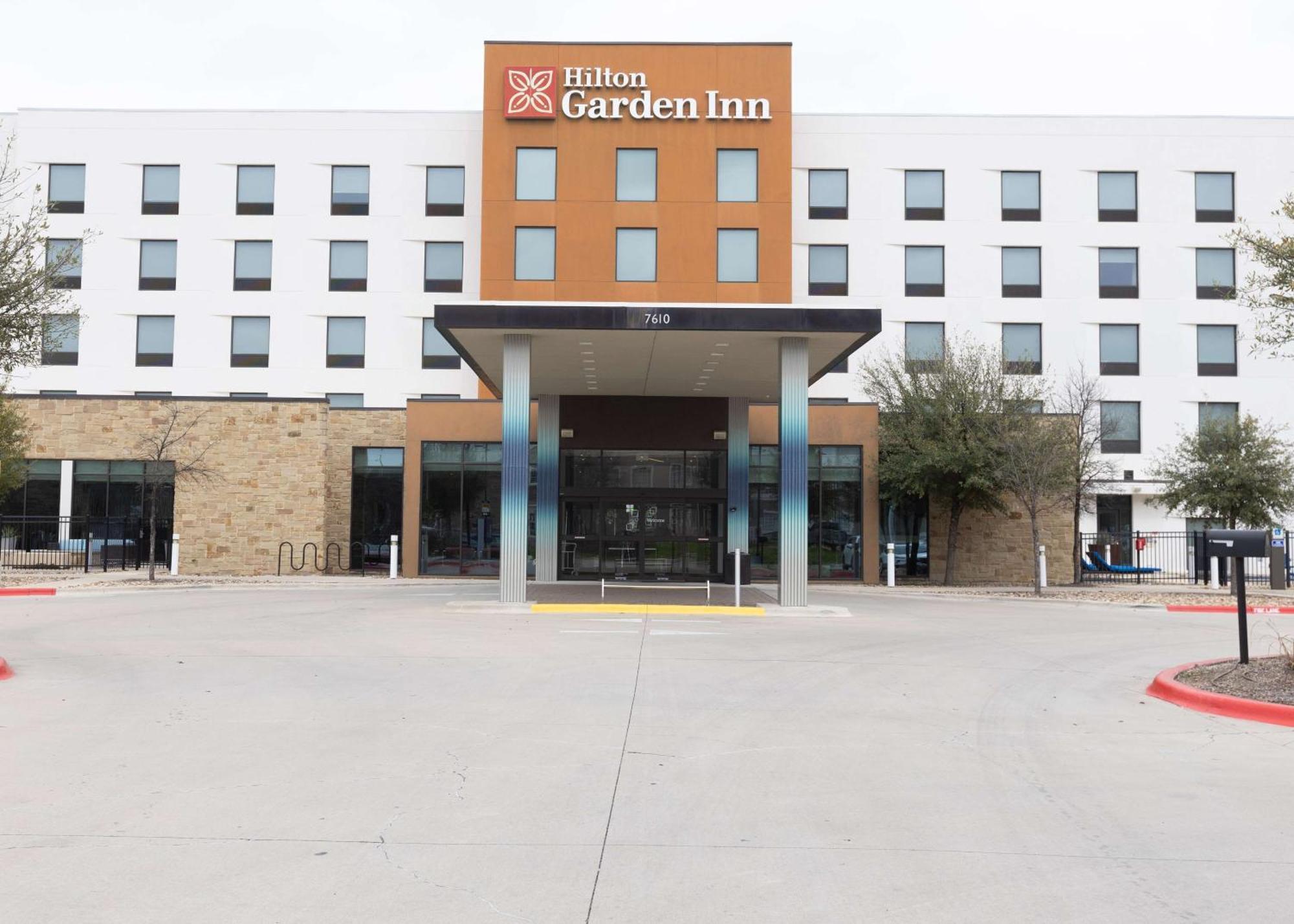Hilton Garden Inn Austin Airport Buitenkant foto